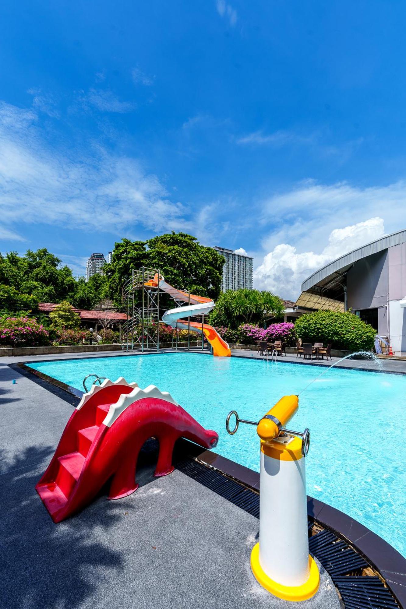Villa Navin Beach Residence Bãi biển Jomtien Ngoại thất bức ảnh