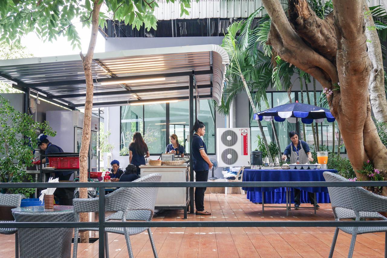 Villa Navin Beach Residence Bãi biển Jomtien Ngoại thất bức ảnh
